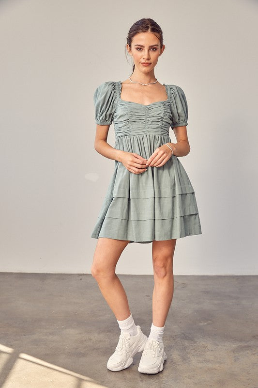 FRONT RUCHED DETAIL PUFF SLEEVE DRESS